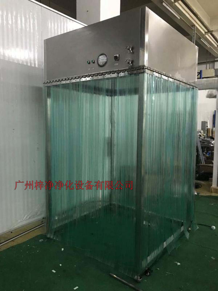 層流采樣車(chē)廣泛適用于醫(yī)藥、制劑、電子、精密儀器、儀表、食品等行業(yè)的特殊場(chǎng)合的原輔物料的采樣。